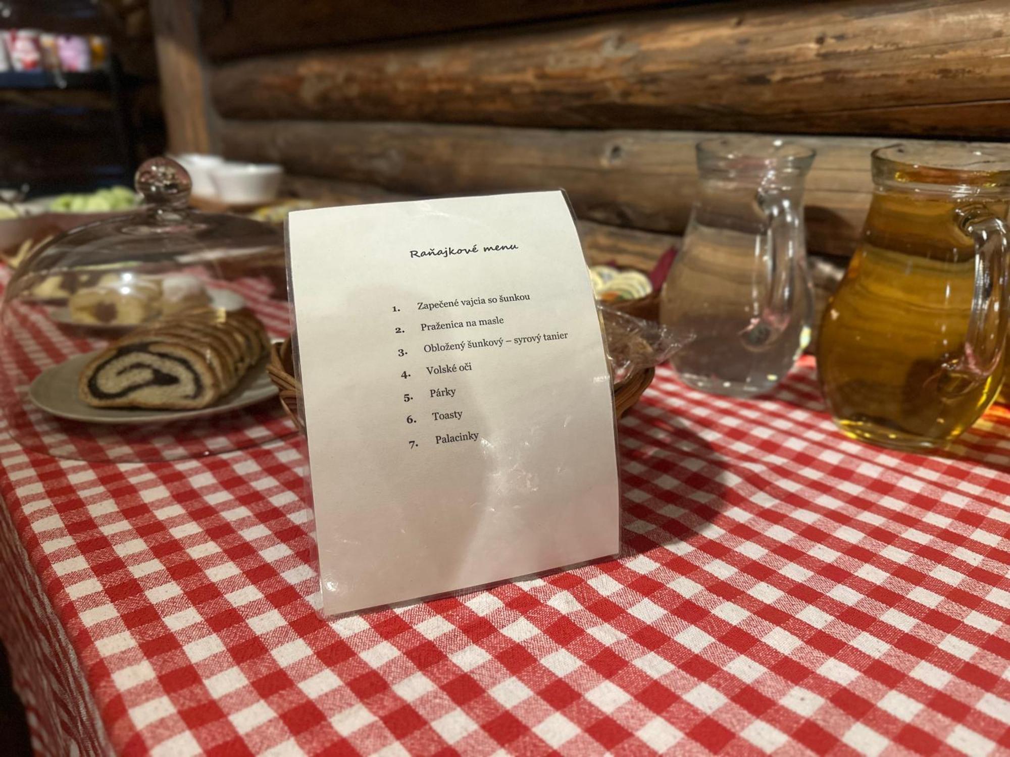 Gazdovsky Dvor B&B S Mini Wellness Besenova Bagian luar foto