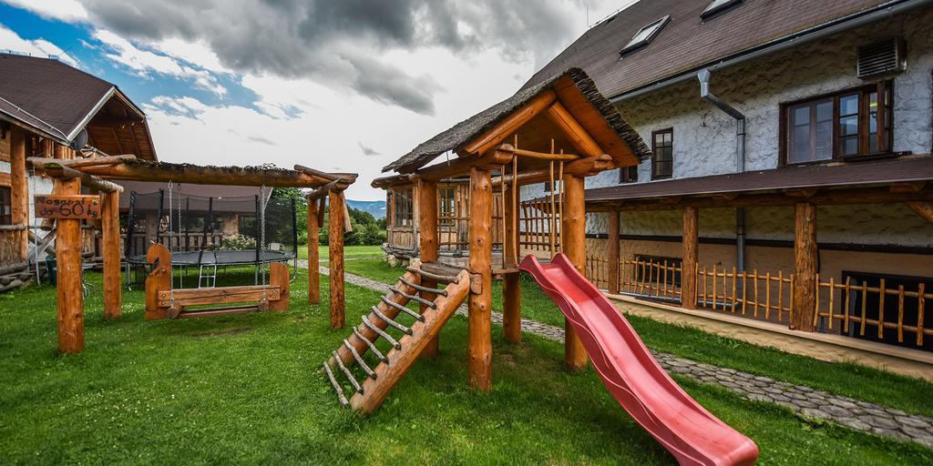 Gazdovsky Dvor B&B S Mini Wellness Besenova Bagian luar foto
